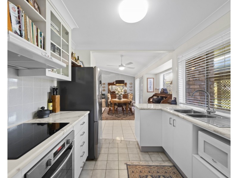 2/42 South Street, Rangeville QLD 4350