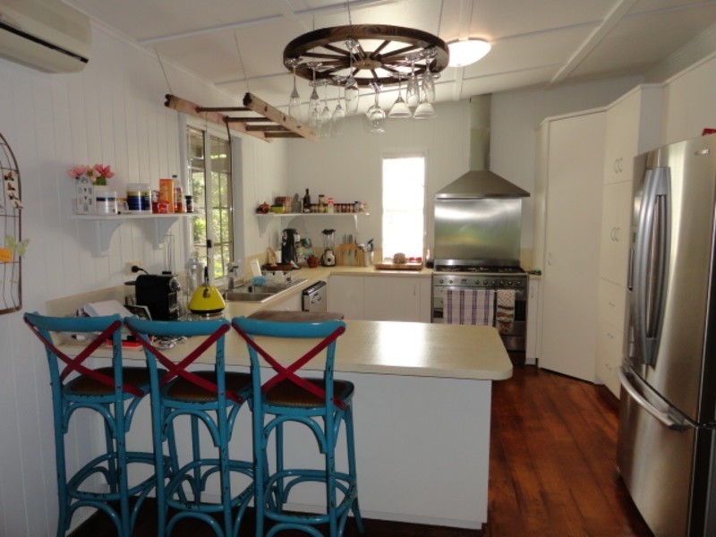 310 ALDERLEY STREET, Kearneys Spring QLD 4350