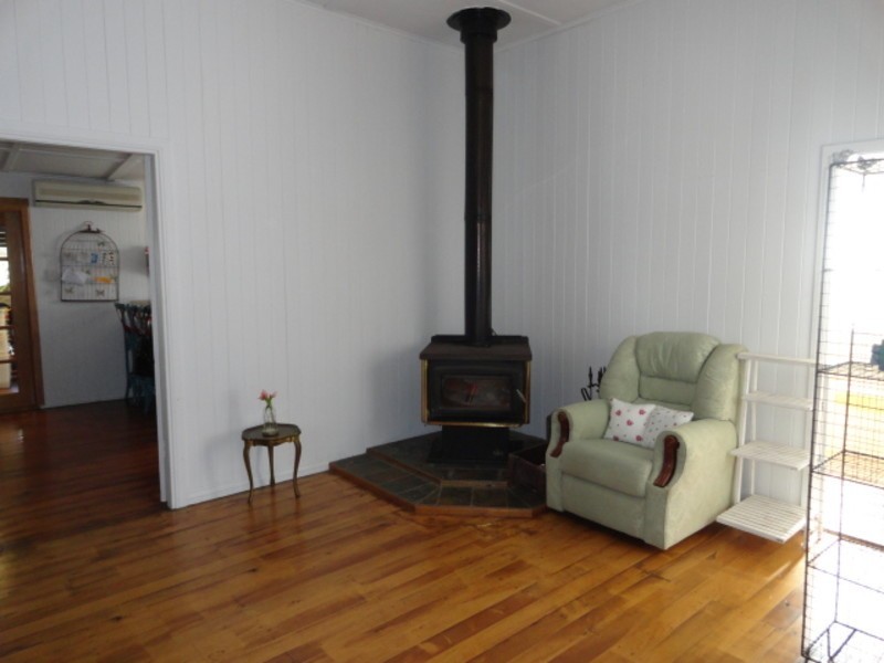 310 ALDERLEY STREET, Kearneys Spring QLD 4350