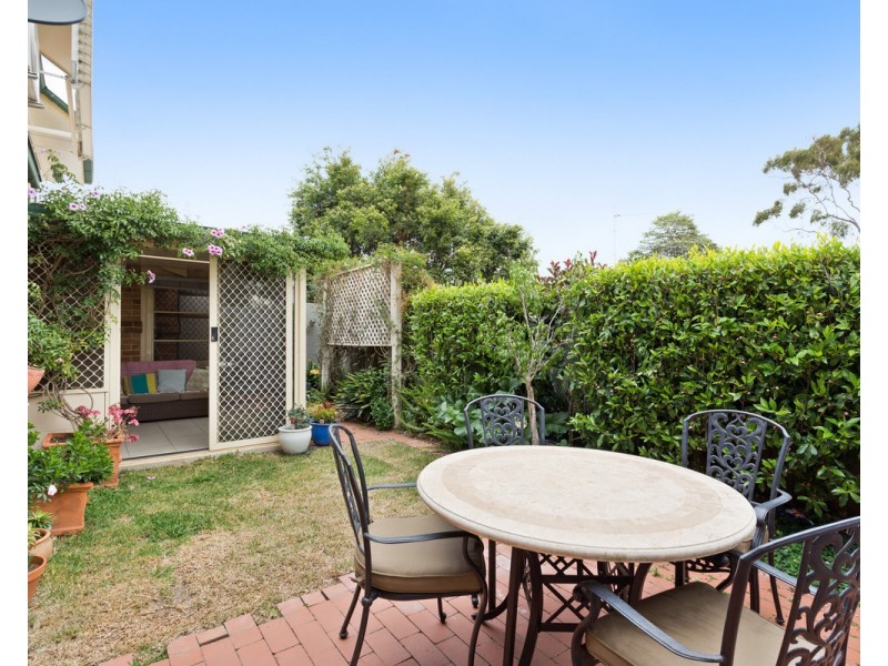 2/60 Crown Street, Rangeville QLD 4350