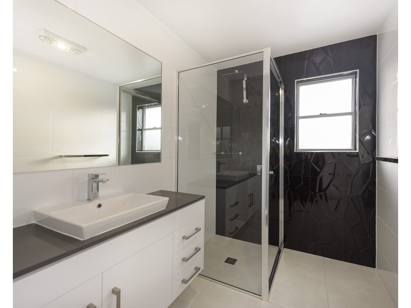 6/20 Gostwyck Street, Newtown QLD 4350