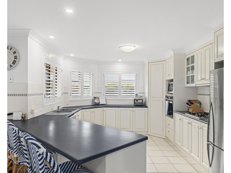 3 Weis Crescent, Middle Ridge QLD 4350