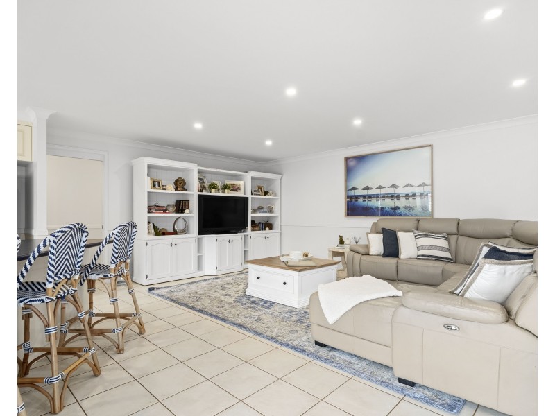 3 Weis Crescent, Middle Ridge QLD 4350