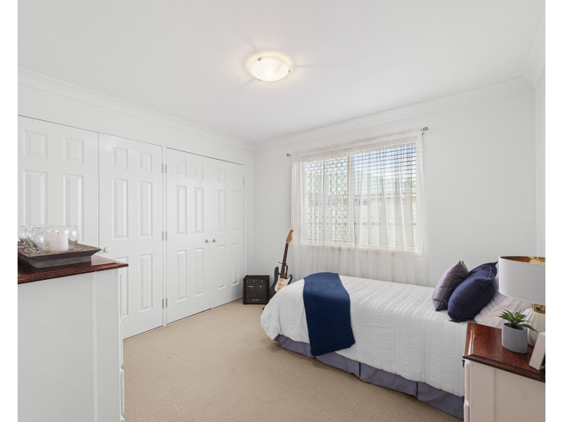 3 Weis Crescent, Middle Ridge QLD 4350