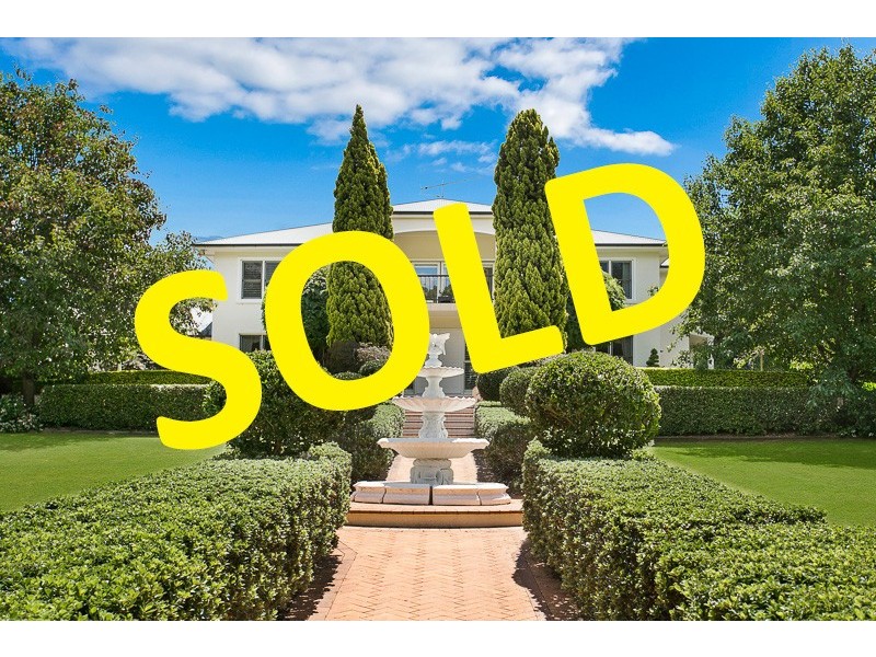 215 Rowbotham Street, Middle Ridge QLD 4350