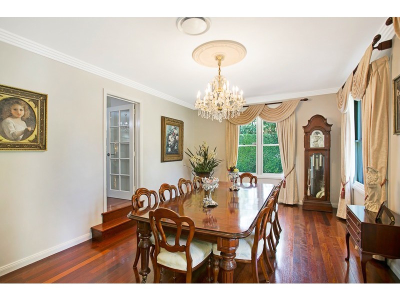 215 Rowbotham Street, Middle Ridge QLD 4350