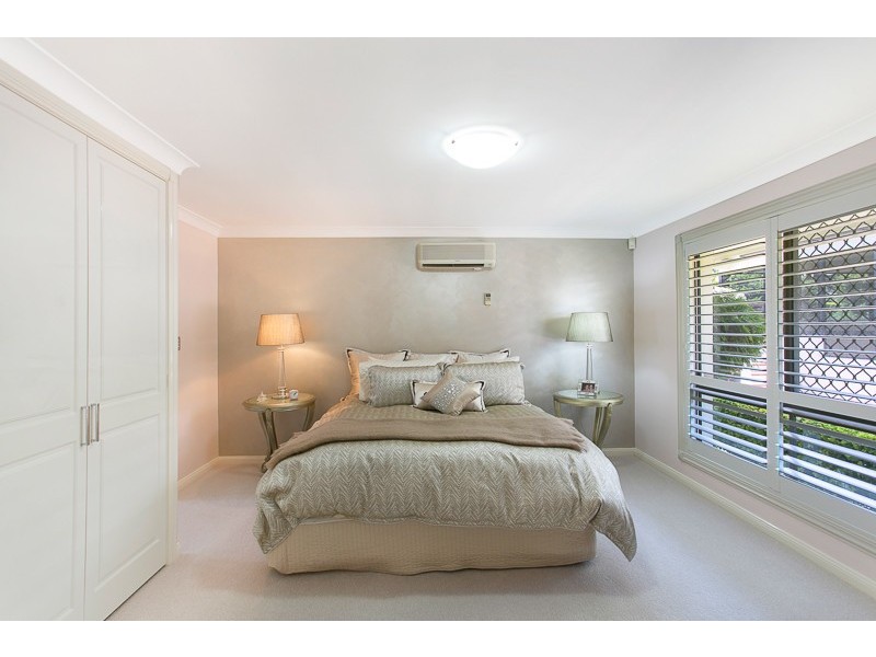 215 Rowbotham Street, Middle Ridge QLD 4350