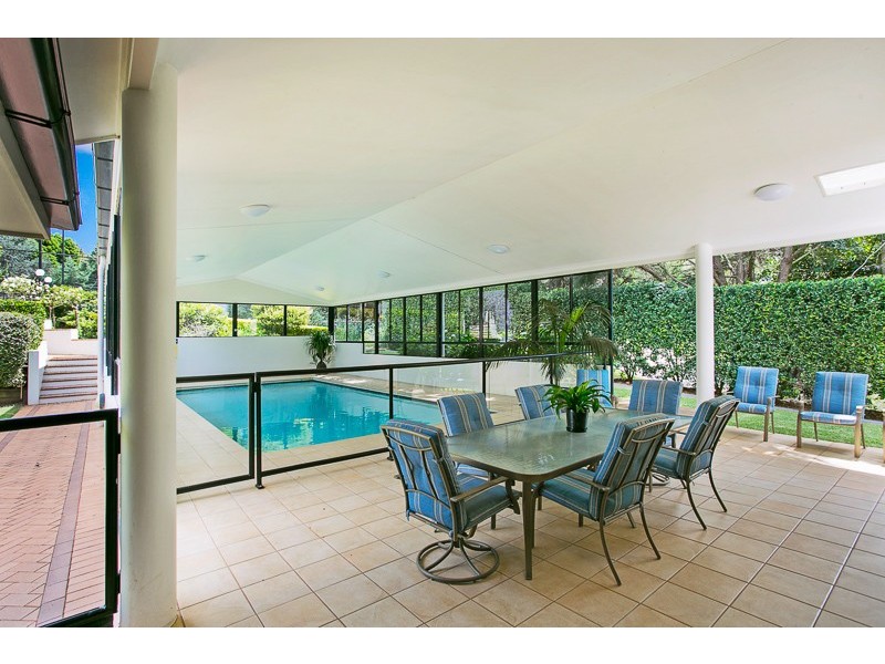 215 Rowbotham Street, Middle Ridge QLD 4350