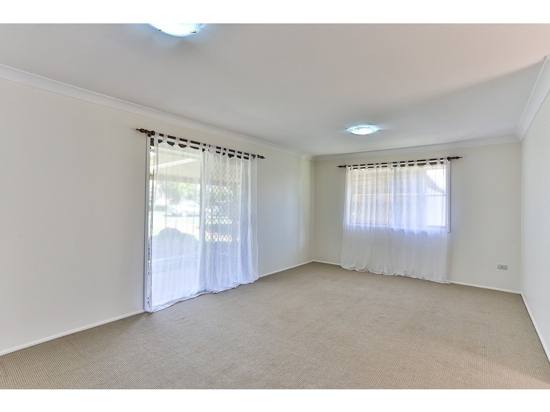 12 Whalan Court, Kearneys Spring QLD 4350