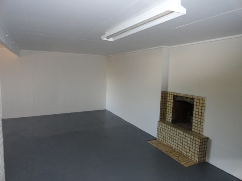 331 West Street, Harristown QLD 4350