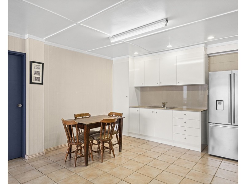 2A Fernside Street, East Toowoomba QLD 4350