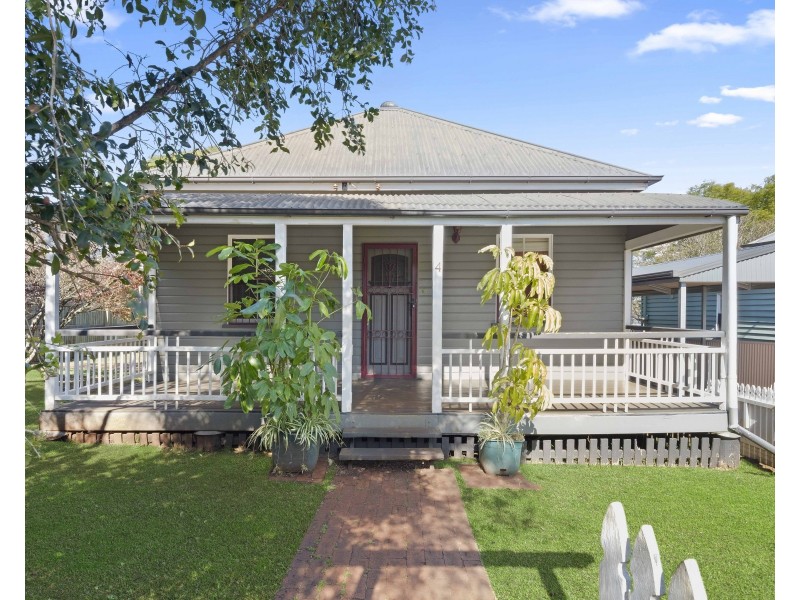 1/4 Walton Street, North Toowoomba QLD 4350