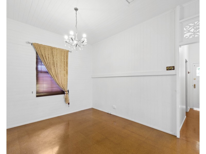 1/4 Walton Street, North Toowoomba QLD 4350