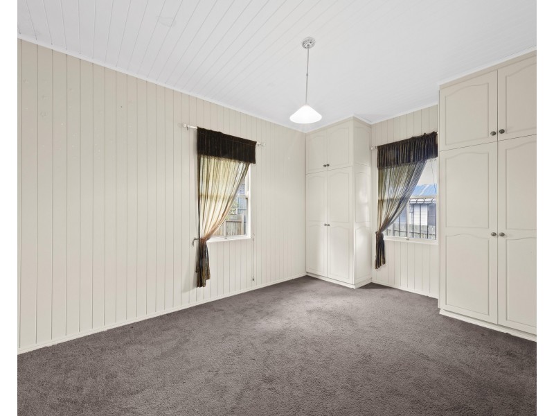 1/4 Walton Street, North Toowoomba QLD 4350