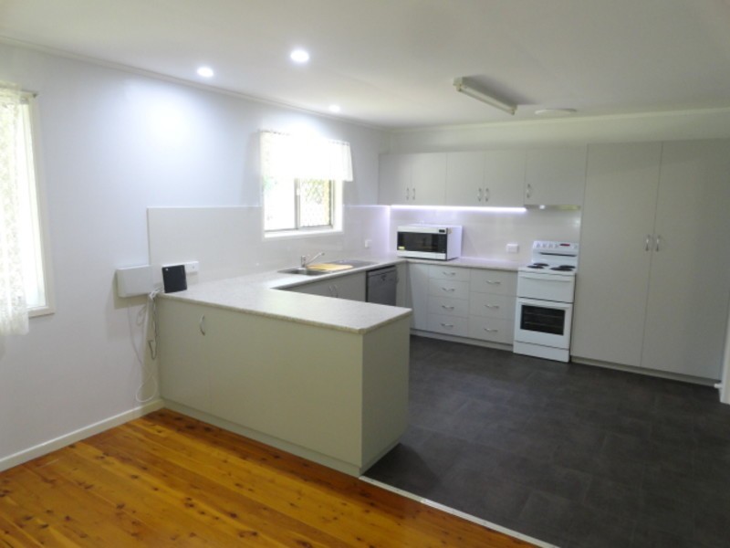 32 Cranley Street, South Toowoomba QLD 4350