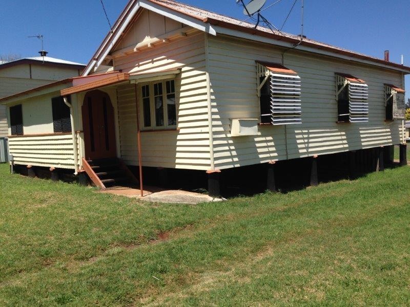 8 Moffatt Street, Toowoomba City QLD 4350