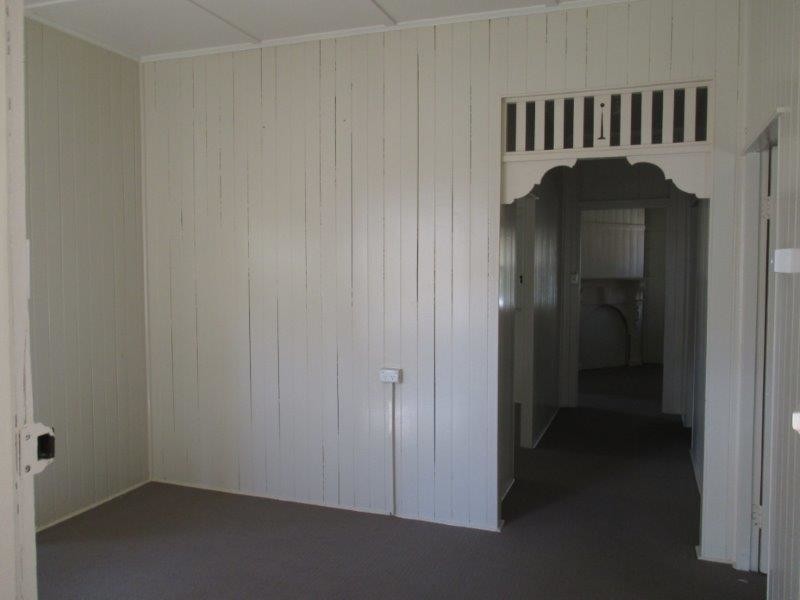 8 Moffatt Street, Toowoomba City QLD 4350