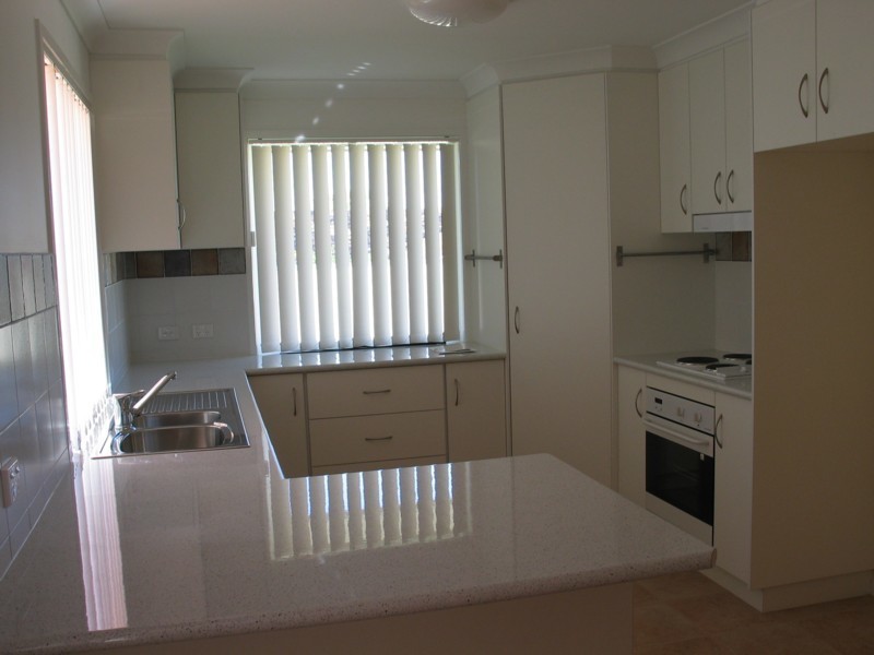 8 Poinciana Street, Newtown QLD 4350