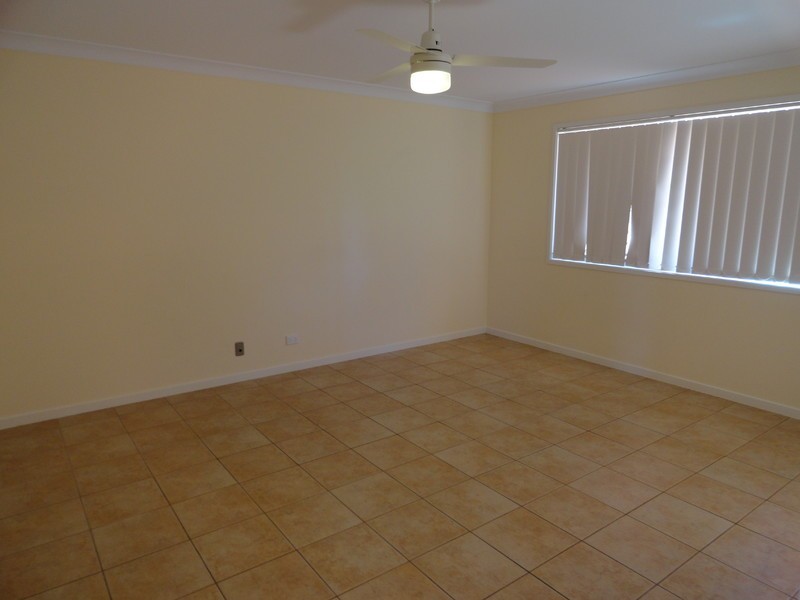 8 Poinciana Street, Newtown QLD 4350