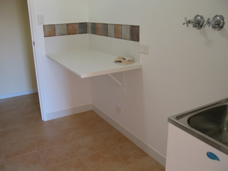 8 Poinciana Street, Newtown QLD 4350