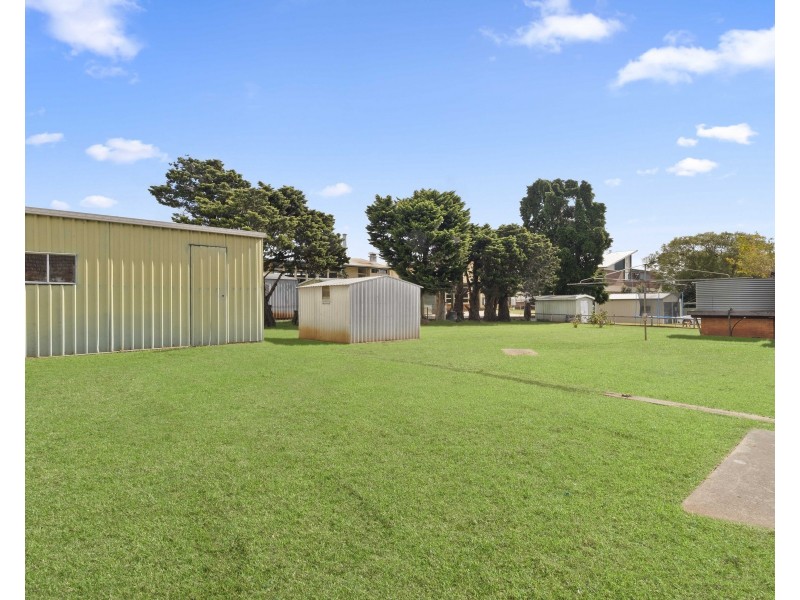 35 Catto Street, Centenary Heights QLD 4350