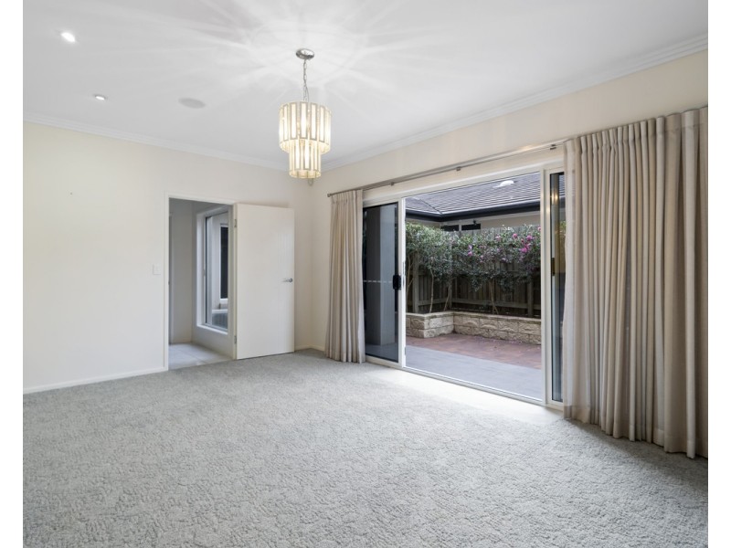 2/3 Mayes Street, East Toowoomba QLD 4350