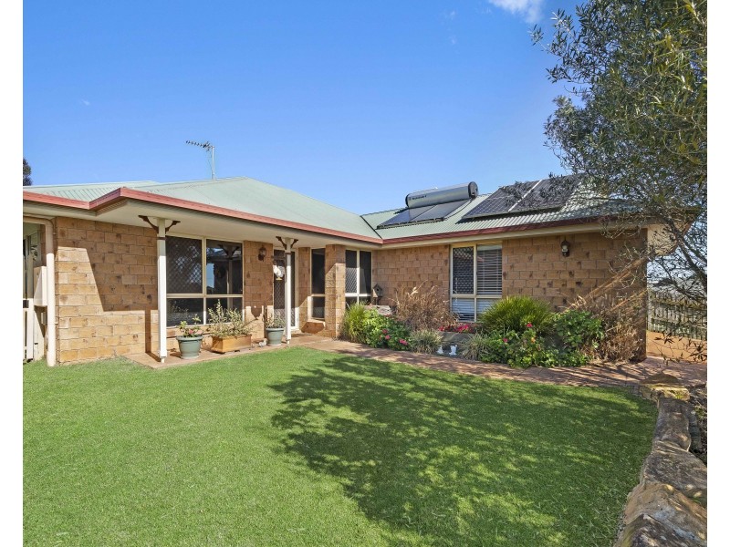 8 Melody Drive, Harristown QLD 4350