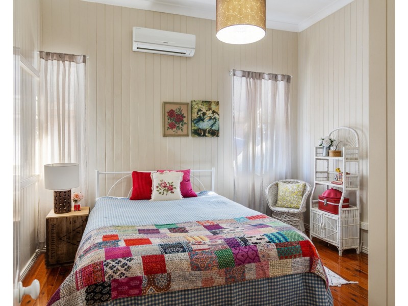 200 Russell Street, Newtown QLD 4350