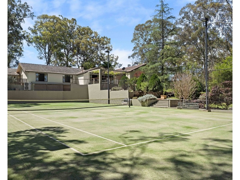 18 Inadale Court, Middle Ridge QLD 4350