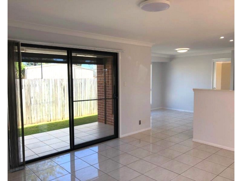 4/3a Burton Street, Harristown QLD 4350