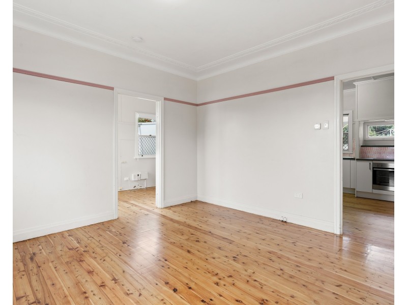 17 Geoffrey Street, Mount Lofty QLD 4350