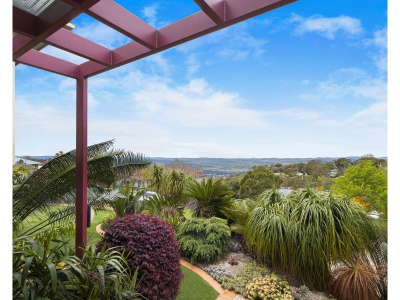15 Robertson Crescent, Prince Henry Heights QLD 4350