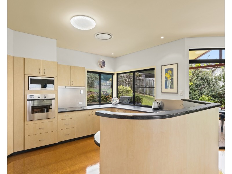 15 Robertson Crescent, Prince Henry Heights QLD 4350