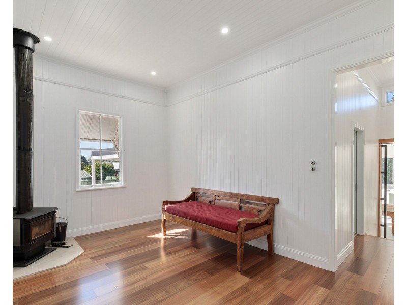 196 Geddes Street, South Toowoomba QLD 4350