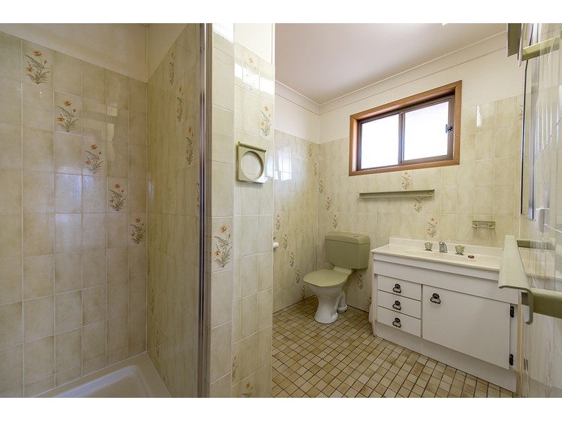 20 Arabian Street, Harristown QLD 4350