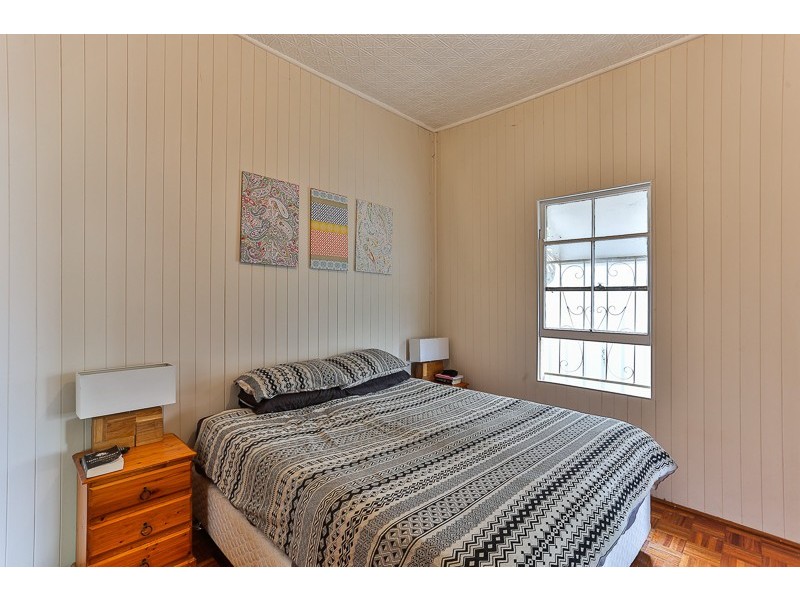 8 Peardon Street, South Toowoomba QLD 4350