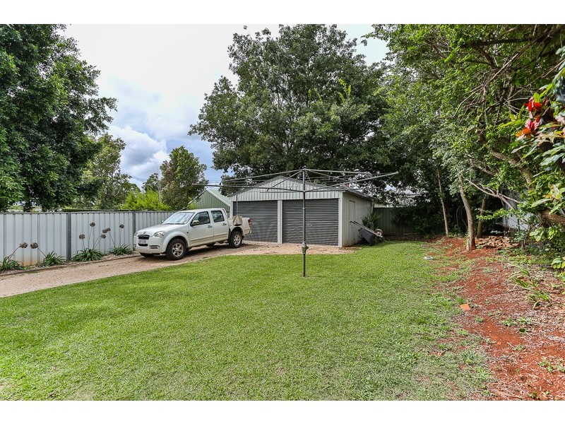 8 Peardon Street, South Toowoomba QLD 4350