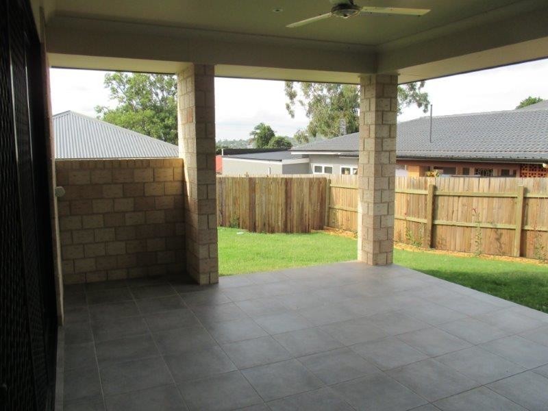 414 Mackenzie Street, Middle Ridge QLD 4350