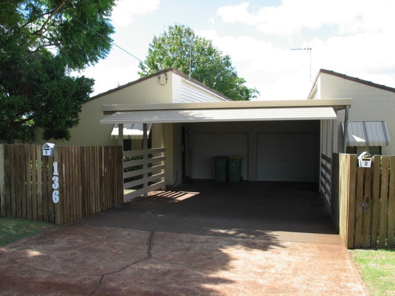 2/136 Ramsay Street, Centenary Heights QLD 4350