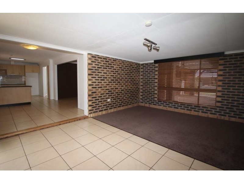 310 Greenwattle Street, Wilsonton Heights QLD 4350