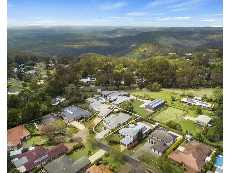 6 Purnawilla Court, Middle Ridge QLD 4350
