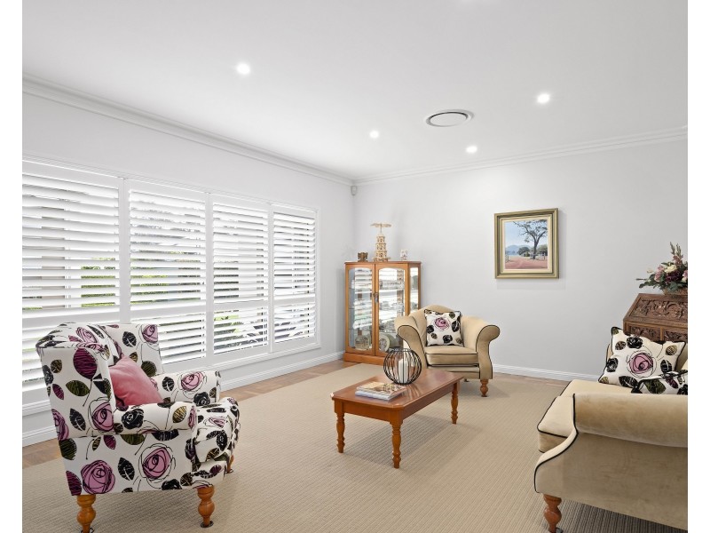 6 Purnawilla Court, Middle Ridge QLD 4350