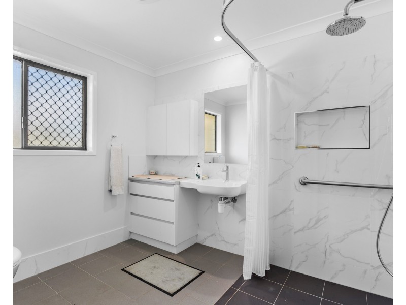 7 Perina Street, Wilsonton QLD 4350