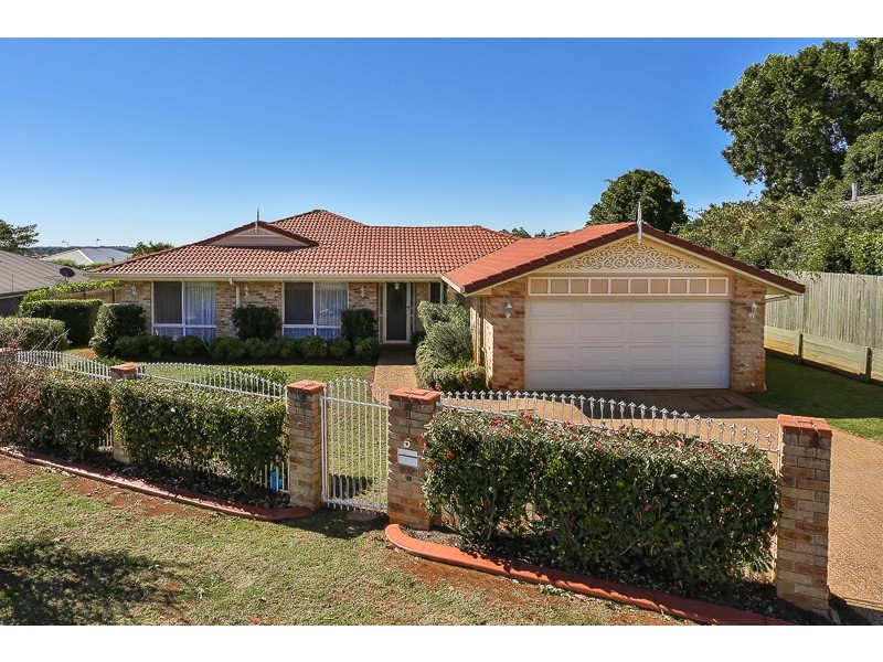 5 Walls Drive, Kearneys Spring QLD 4350