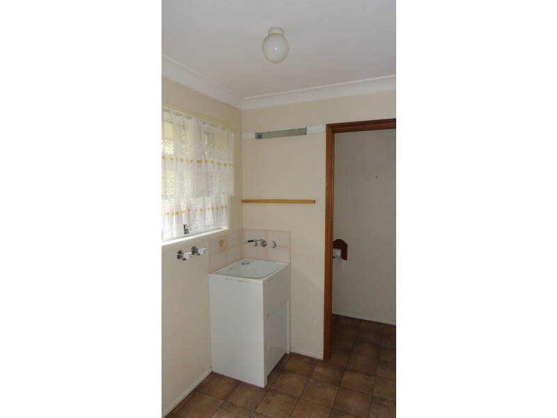 1/330 Spring Street, Kearneys Spring QLD 4350