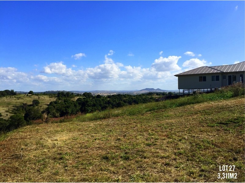 51 Federation Drive, Highfields QLD 4352