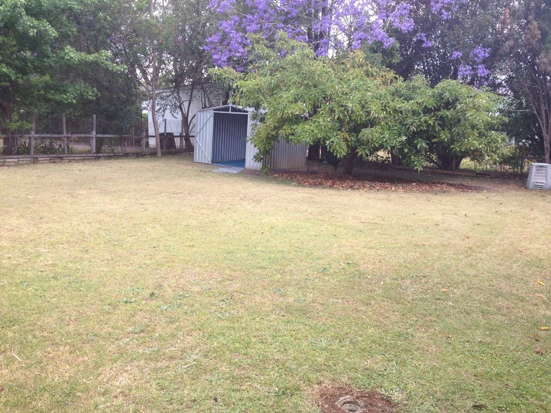40 Mina, Rangeville QLD 4350