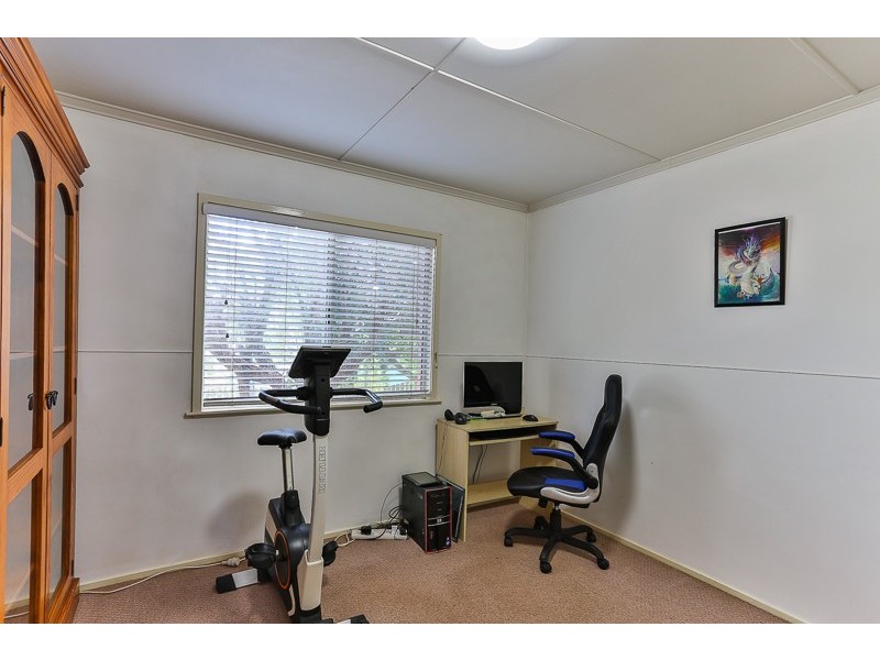 30 Talinga Street, Mount Lofty QLD 4350