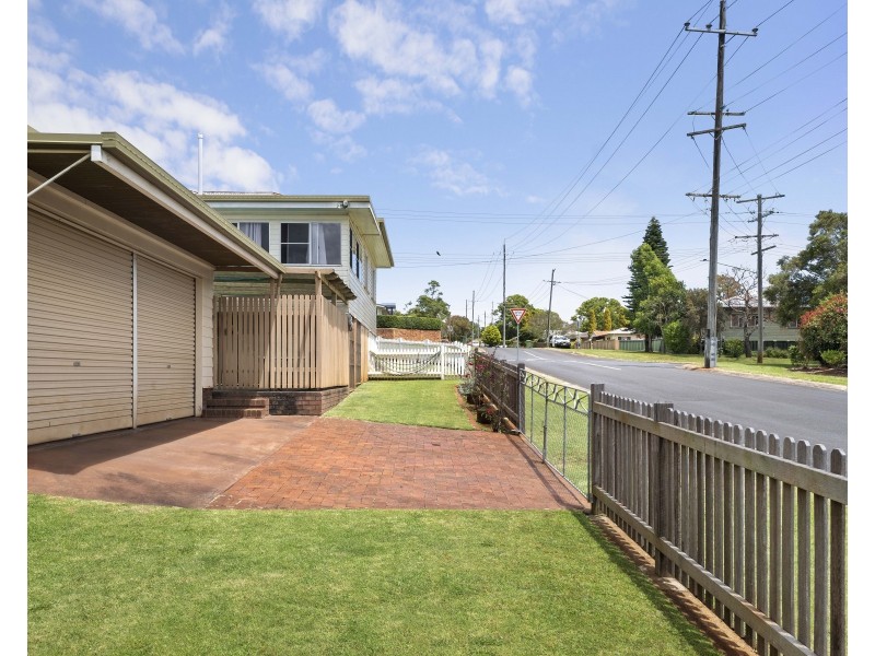6 Macarthur Street, South Toowoomba QLD 4350