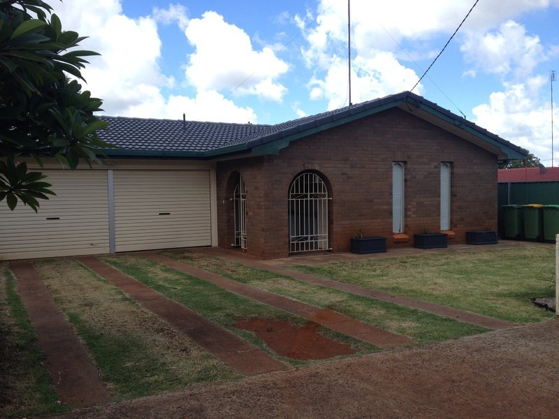 308 Alderley Street, Centenary Heights QLD 4350